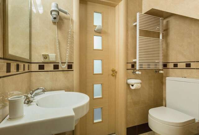 Отель Vinotel Boutique Hotel Тбилиси-40